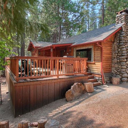 16 Chipmunks Holiday Wawona Exterior photo